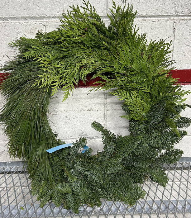 MODERN BLOCKED WREATH - ROUND - 24" (OUTSIDE DIAMETER)